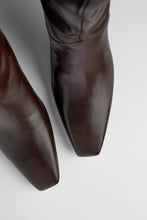 Load image into Gallery viewer, Soft Leather Heels
